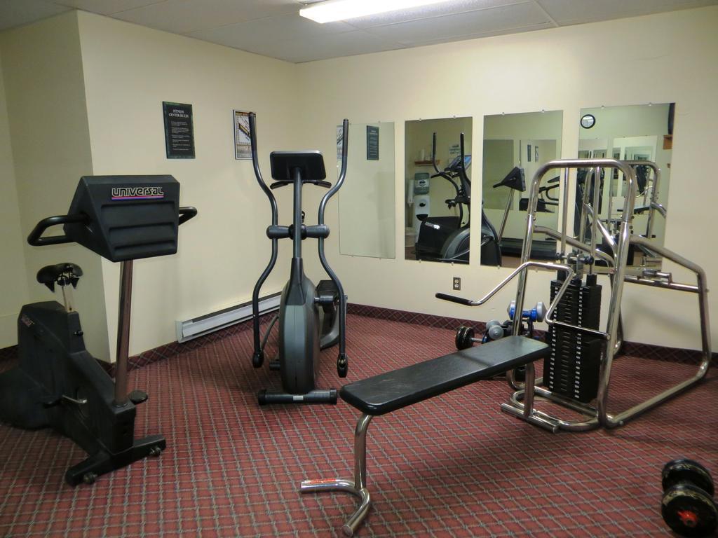 Riverside Resort And Conference Centre French Village エクステリア 写真